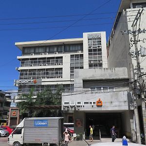 Cuarto Hotels Cebu